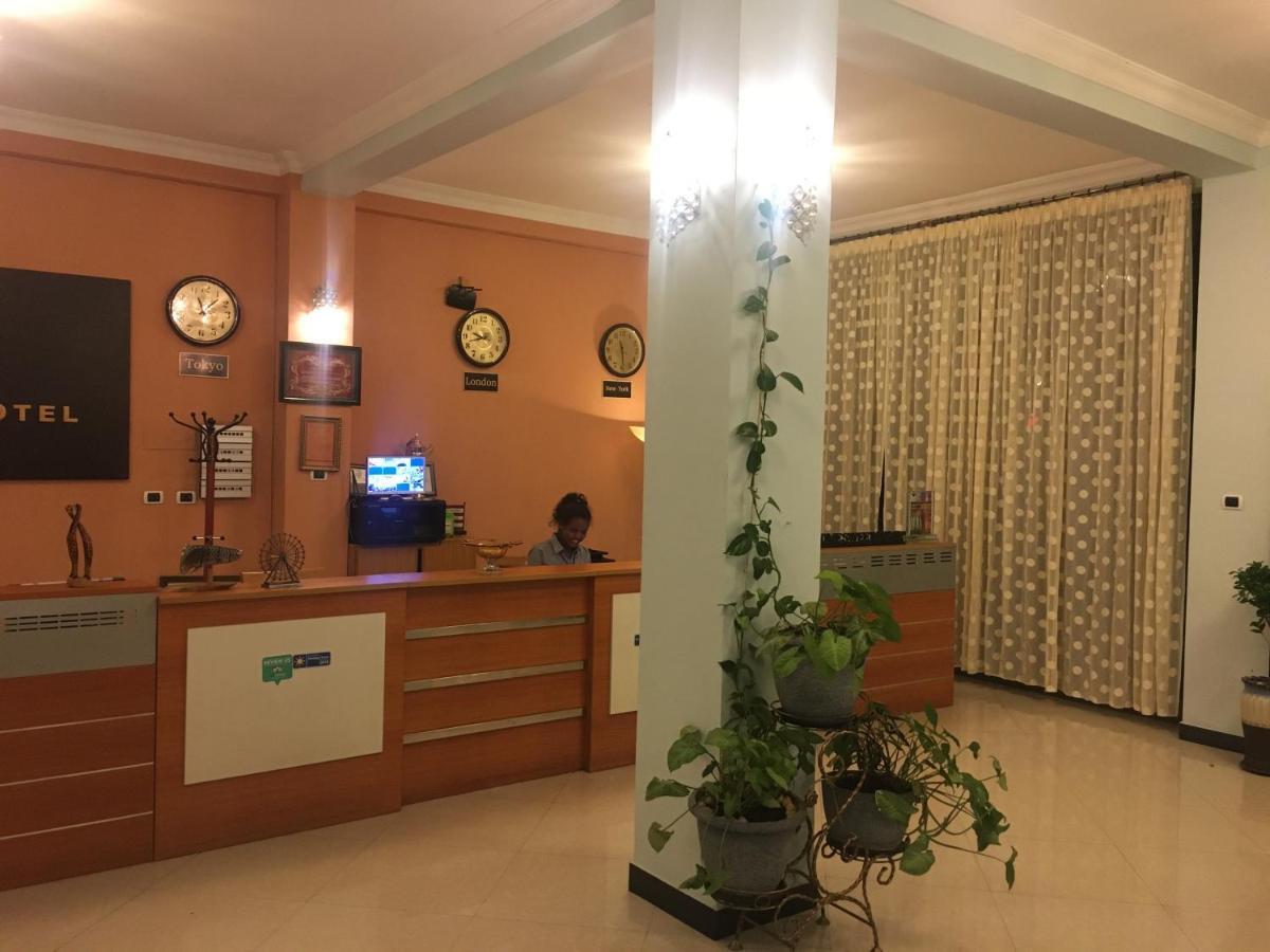Jacaranda Hotel, Бахр-Дар Экстерьер фото