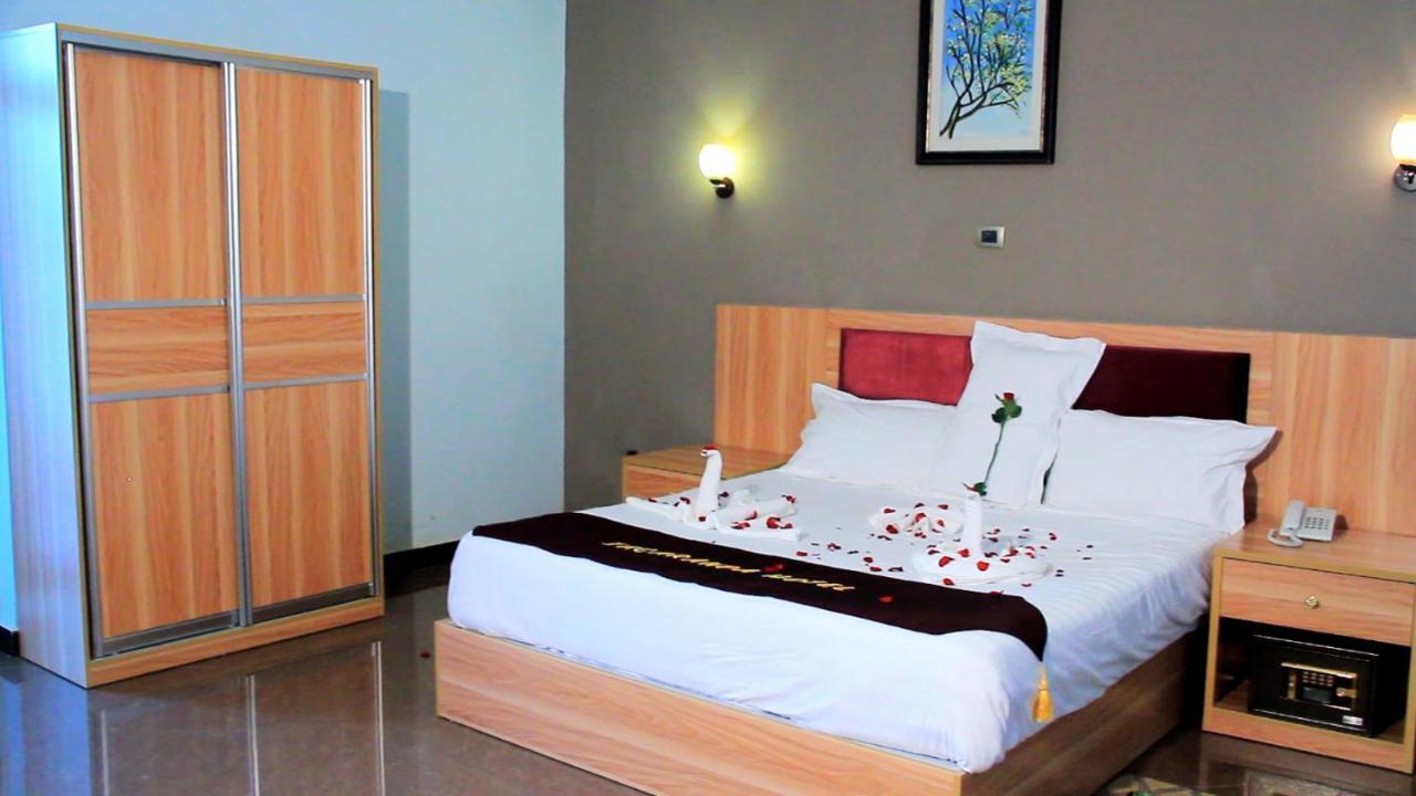 Jacaranda Hotel, Бахр-Дар Экстерьер фото
