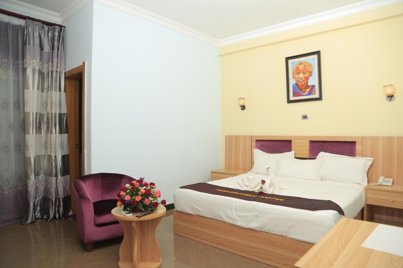 Jacaranda Hotel, Бахр-Дар Экстерьер фото